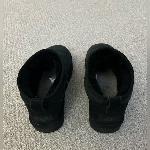 Ultra Mini Uggs - Picture 4 of 8